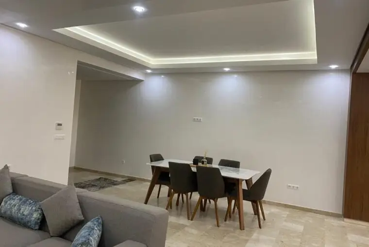 Acheter appartement Agadir Maroc 208m 1er etage enface du agadir bay a haut founty tout equipé et meublé Appart