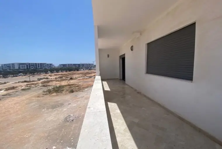 Appartement 208m 1er etage enface du Agadir Bay tout equipé et meublé