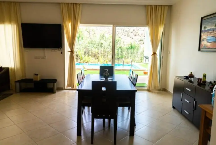 A vendre Villa composé de 3 appartements dans la région de Taghazout